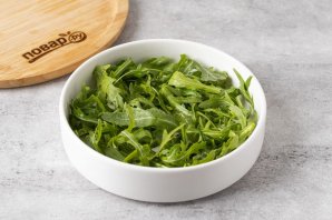Салат с сыром и оливками Салат с сыром и оливками