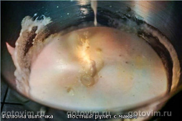 Постный рулет с маком