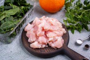 Салат с курицей и апельсинами Салат с курицей и апельсинами