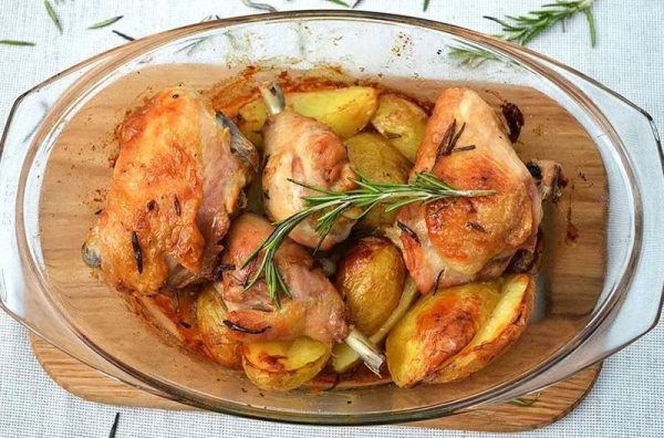 
			Курица в духовке кусочками &mdash; 6 самых вкусных рецептов		
