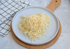 Салат "Гранатовый браслет" с сыром Салат "Гранатовый браслет" с сыром