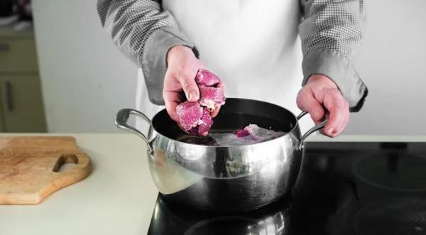 Бульон из голяшки, пошаговый рецепт с фото Бульон из голяшки, пошаговый рецепт с фото