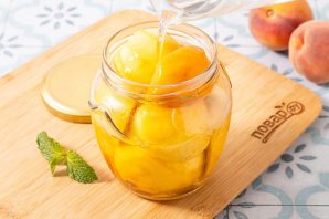 Консервированные персики Консервированные персики