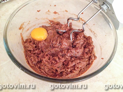 Шоколадные профитроли с масляным кремом с маскарпоне Шоколадные профитроли с масляным кремом с маскарпоне