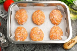 Куриные котлеты в духовке Куриные котлеты в духовке