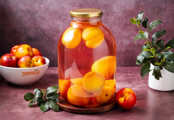 Компот из нектаринов Компот из нектаринов