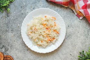 Щи с кислой капустой и мясом