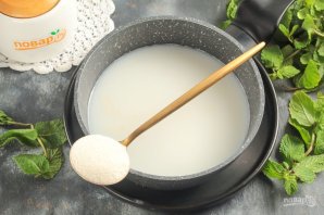 Манная каша на молоке и воде Манная каша на молоке и воде