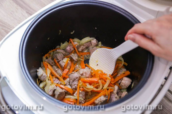 Плов со свининой и нутом в мультиварке Плов со свининой и нутом в мультиварке
