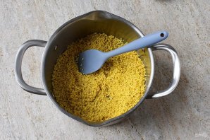 Постная пшенная каша с сухофруктами Постная пшенная каша с сухофруктами