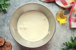 Бисквитный рулет с клубникой Бисквитный рулет с клубникой