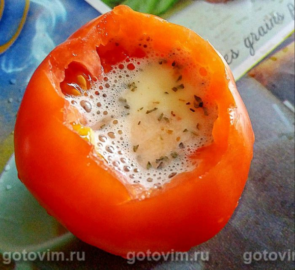Яйца, запеченные в помидорах в духовке Яйца, запеченные в помидорах в духовке