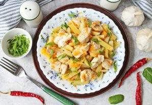 Курица с картошкой в микроволновке